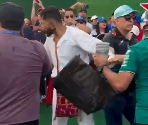 El GP de México 2025 se vio marcado por las diversas peleas entre los fans. @Barras_LATAM