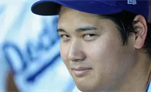 Shohei Ohtani da la entrevista más corta de su vida tras la Serie Mundial Shohei Ohtani da la entrevista más corta de su vida tras la Serie Mundial